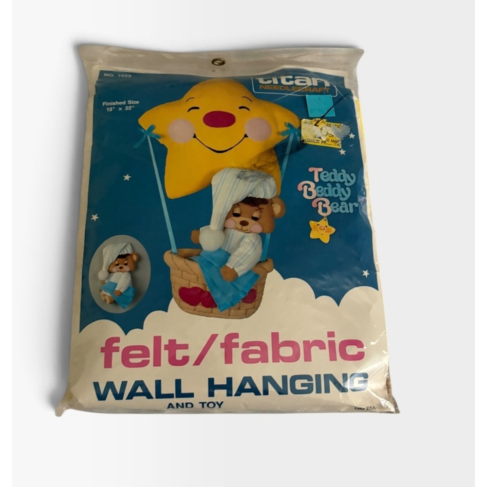 Vintage Titan Teddy Beddy Bear RARE Felt Fabric Wall Hanging Kit 1423 13x22 Seal